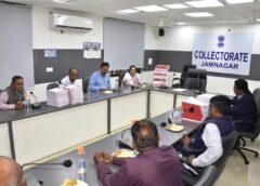 જિલ્લા ચૂંટણી અધિકારી કેતન ઠક્કર દ્વારા માન્ય રાજકીય પક્ષોના પ્રતિનિધિઓને આખરી મતદારયાદીની નકલ સુપ્રત કરાઈ