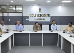 વડાપ્રધાન નરેન્દ્ર મોદીની જામનગર મુલાકાત સંદર્ભે સાંસદ પૂનમબેન માડમની અધ્યક્ષતામાં સમીક્ષા બેઠક યોજાઈ