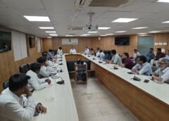 કચ્છમાં ઈંધણનો પૂરતો જથ્થો જાળવી રાખવા કલેક્ટર અનિલકુમાર રાણાવસિયાના અધ્યક્ષસ્થાને બેઠક યોજાઈ